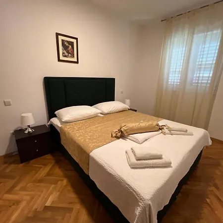 Lana * Nečujam