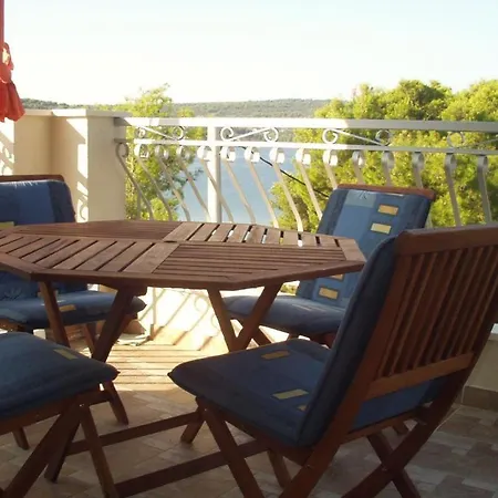 Apartman Lana Nečujam