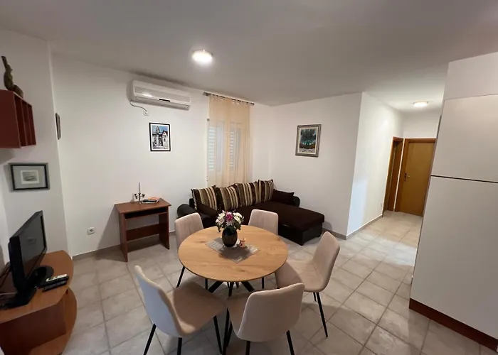 Apartament Lana