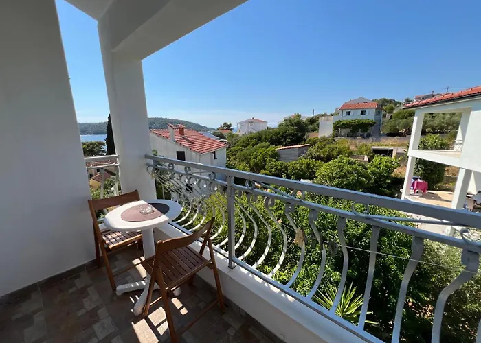 Lana Apartament Nečujam