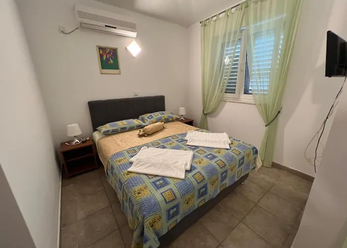 Lana Apartament Nečujam
